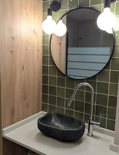 Renovado Estudio Privado En La Playa Апартаменты Валенсия