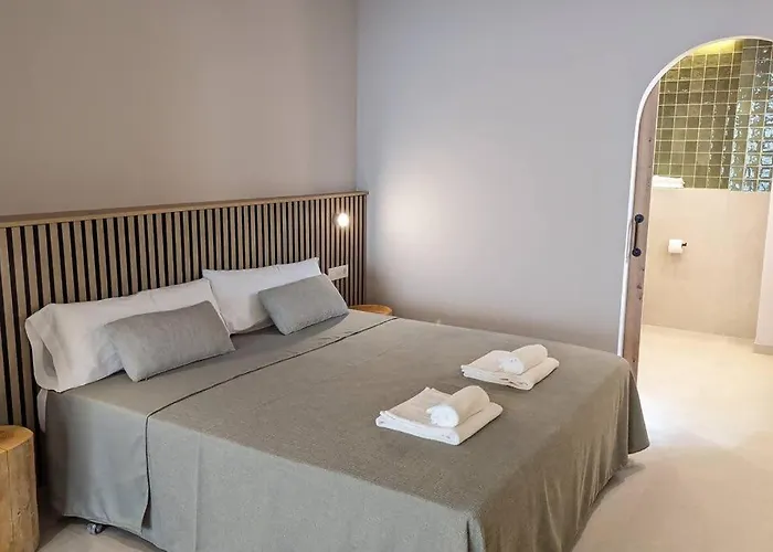 Renovado Estudio Privado En La Playa Валенсия